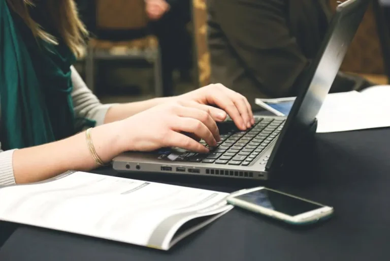 Formula IDCA dalam Copywriting – Bikin Tulisanmu Naik Level!