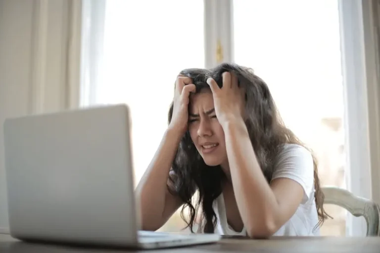 Burnout saat Menulis? Penyebab dan Solusi Jitunya!