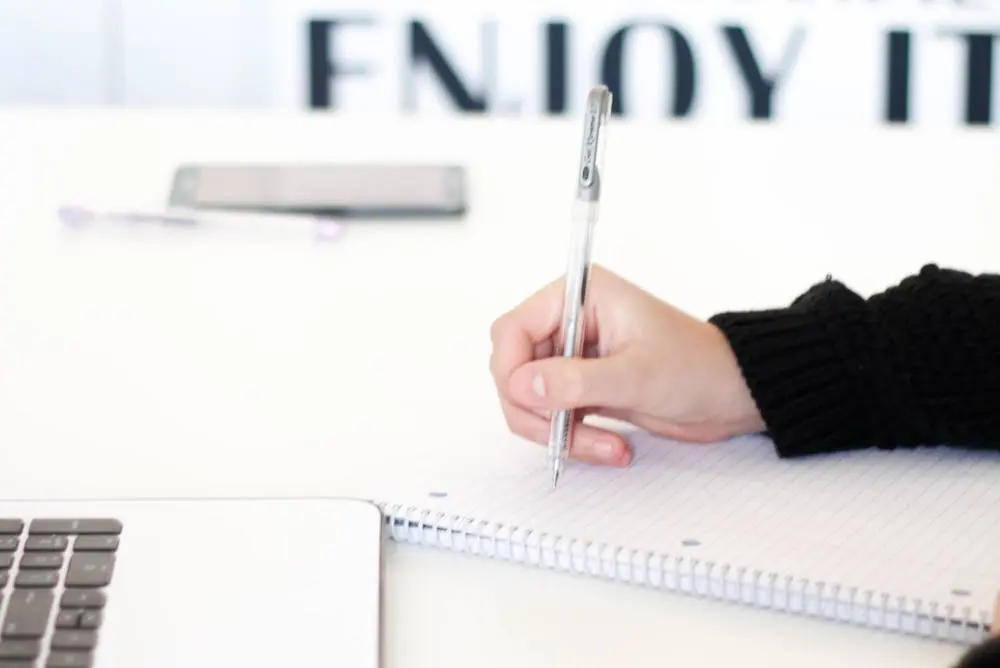 Pentingnya Diksi dalam Tulisan